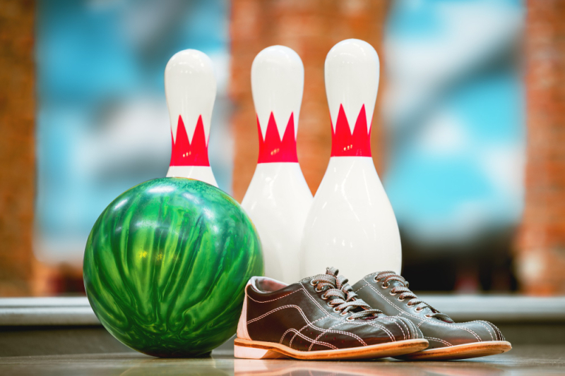 bowling-alley-pins.jpg