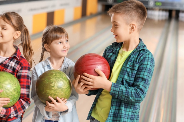 little-children-playing-bowling-club.jpg